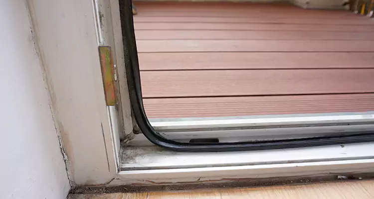 Patio Door Weatherproofing Installation in Sarasota Springs, FL