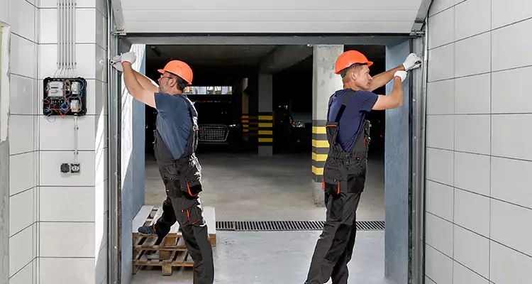 Repair Garage Door Roller Off Track in Sarasota Springs, FL