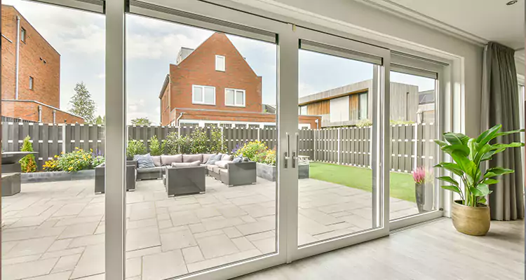 3 Panel Sliding Glass Door Repair in Sarasota Springs, FL