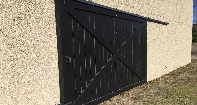 Sliding Barn Door Stuck Maintenance in Sarasota Springs, FL