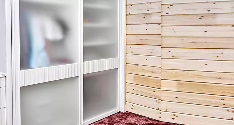 Sliding Closet Door Rollers Replacement in Sarasota Springs, FL
